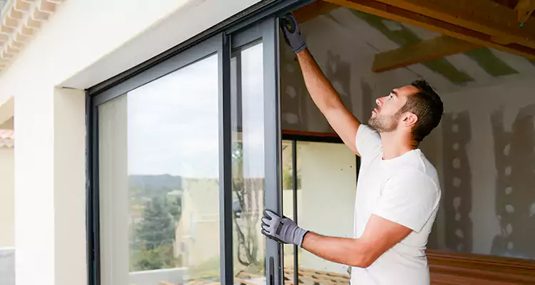 Patio Glass Panels Repair in Lakeland, FL