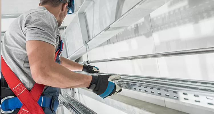 Glass Balcony Railing Replacement in Lakeland, FL