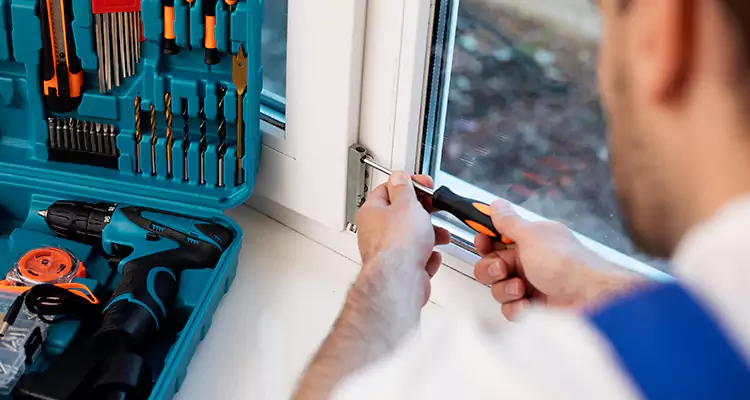 Mirrored Sliding Doors Replacement Expert in Lakeland, FL